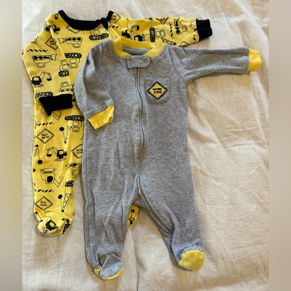 3M New Set of Footsie Pajamas